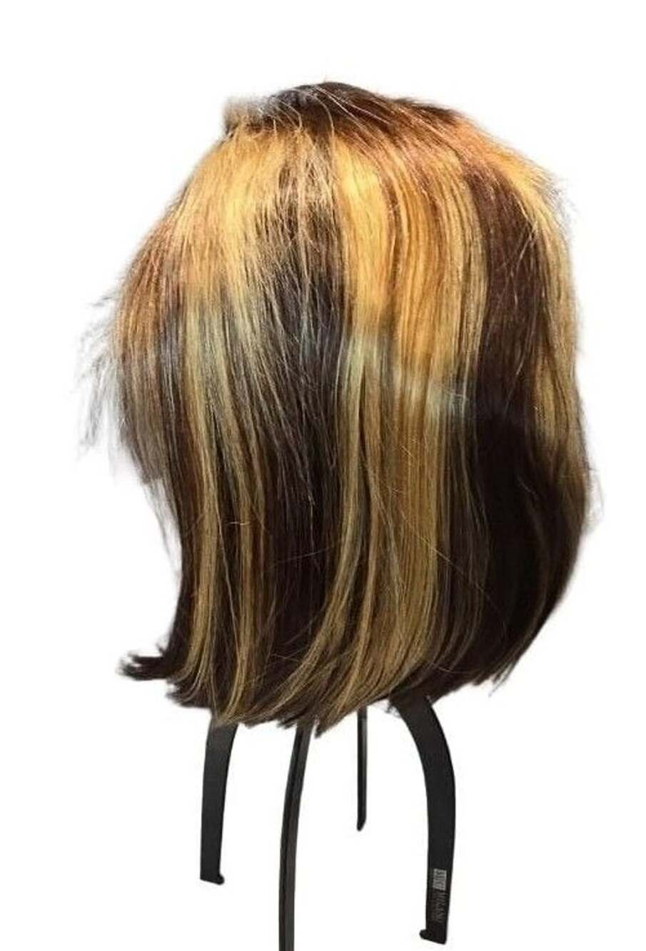 Wig Highlighted Bob Brown Blonde